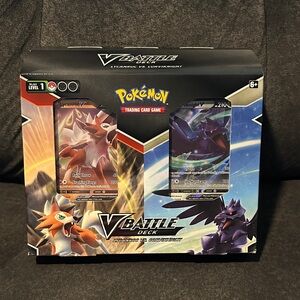 NWT Pokemon TCG V Battle Deck: Lycanroc vs. Corviknight